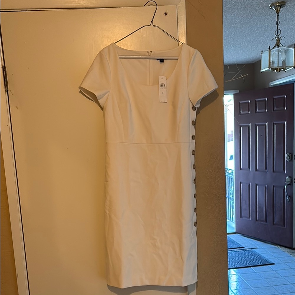 Elegant White Short Sleeve Dress